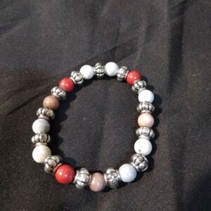 Beaded bracelet
